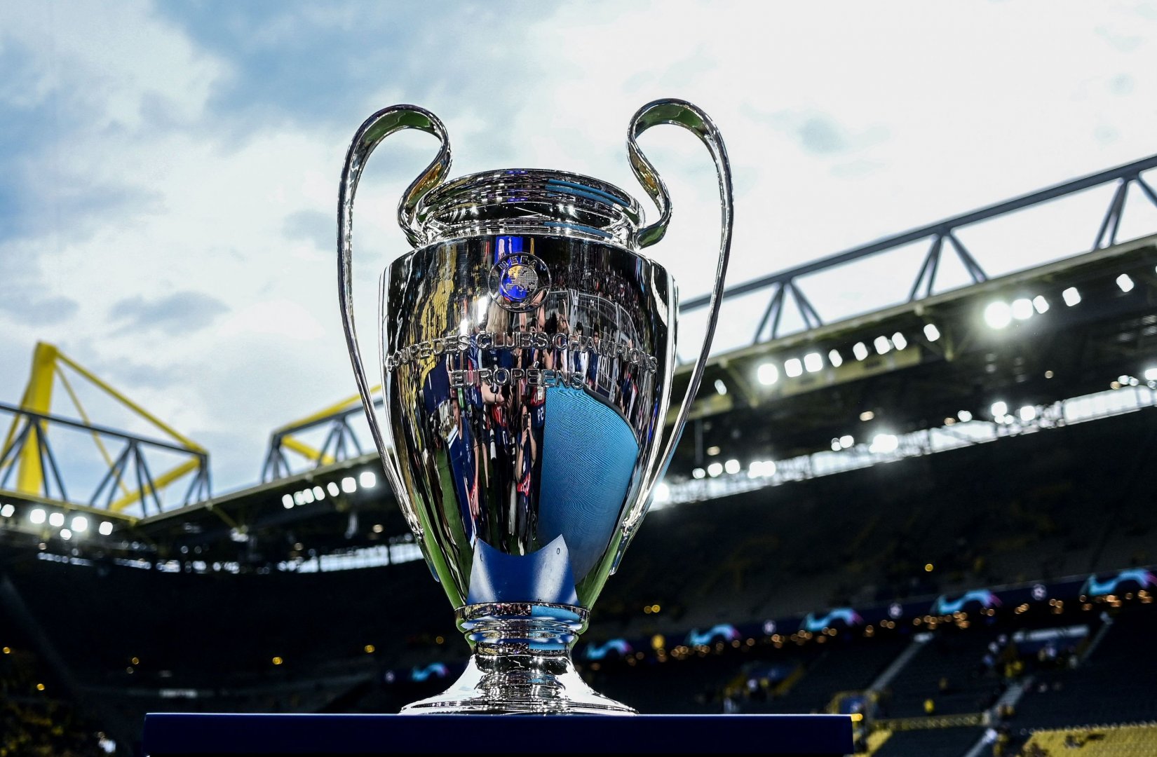 ¡PLAZAS AGOTADAS! VIAJE LONDRES FINAL CHAMPIONS BORUSSIA DORTMUND - REAL MADRID 